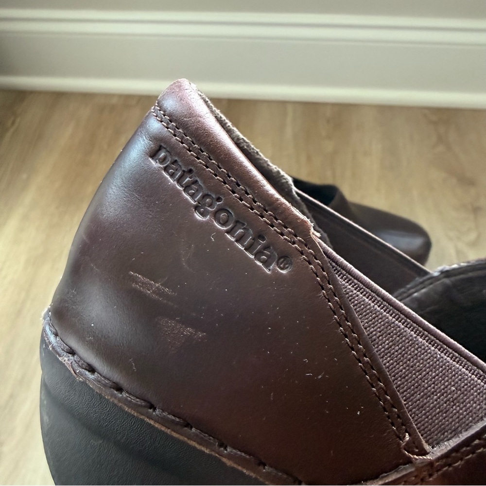 Patagonia Brown Leather Slip-On Clogs Mules Comfortable Size 7.5 - Picture 2 of 9